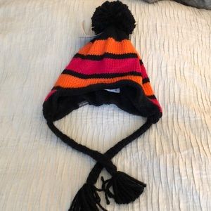Columbia winter hat with Pom Pom top